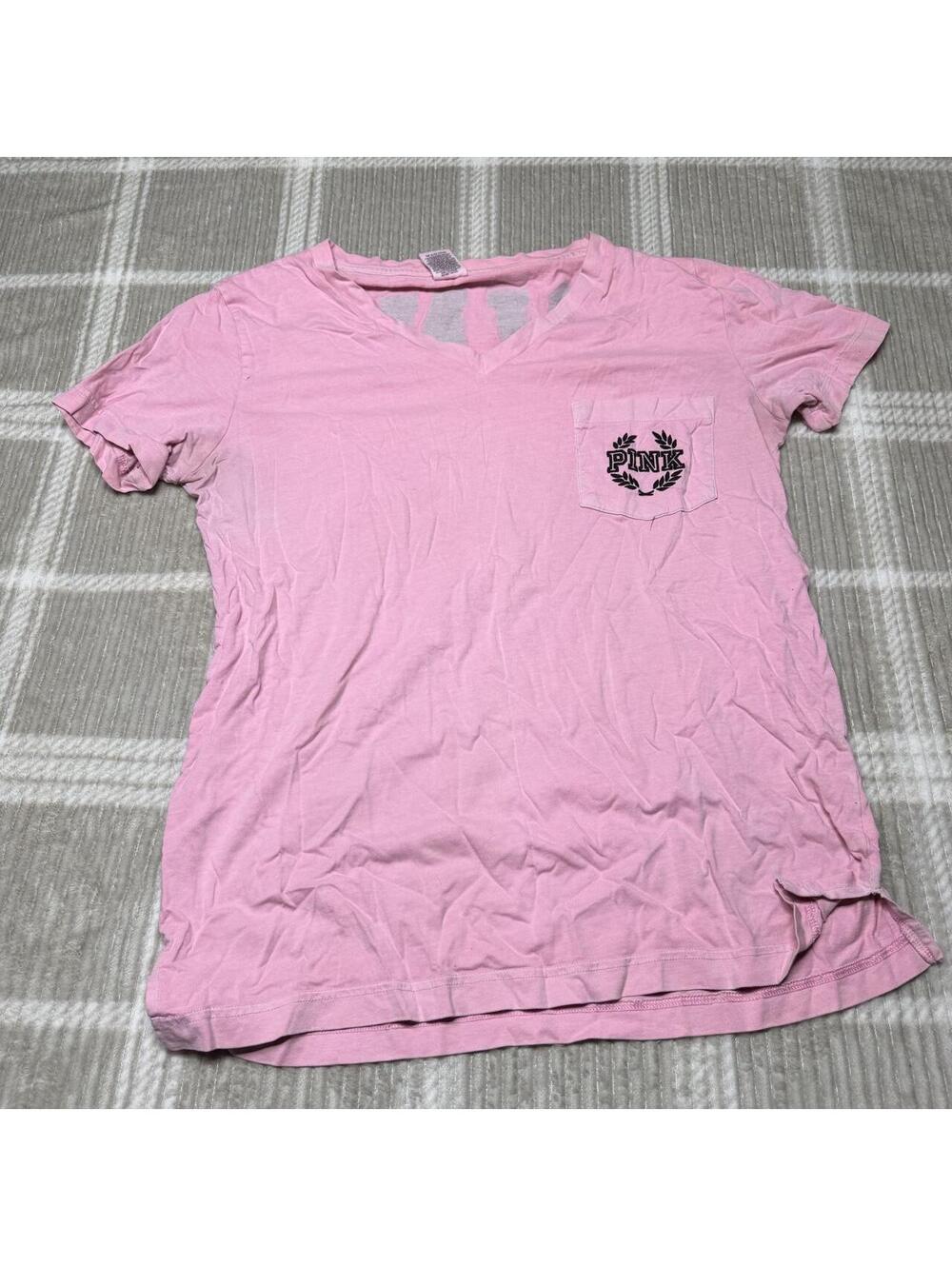 Victoria's Secret Women's Pink Tshirt